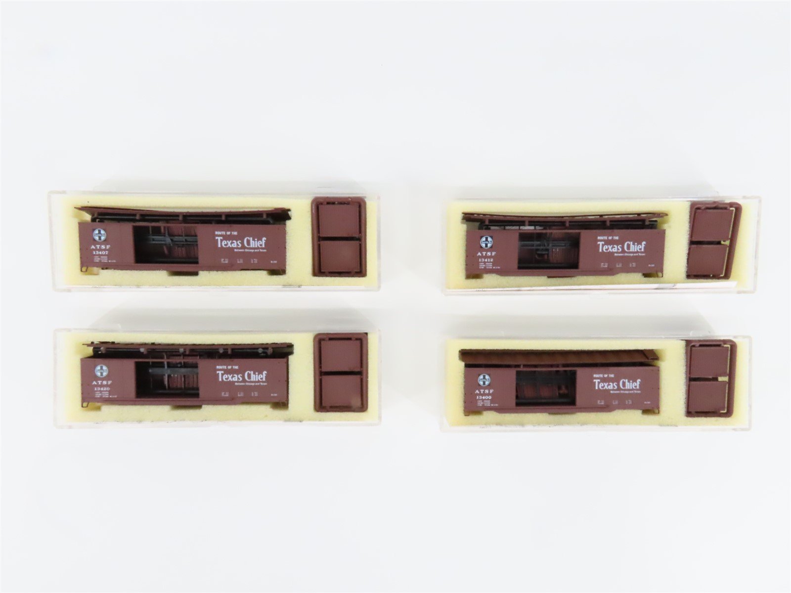 LOT of 4 N Scale InterMountain Kits ATSF Santa Fe Texas Chief Box Car
