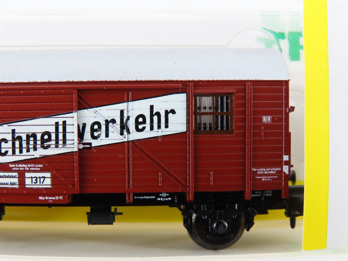 N Scale Trix 15111 Stuckgut Schell Verkehr Covered Wagon 2-Pack