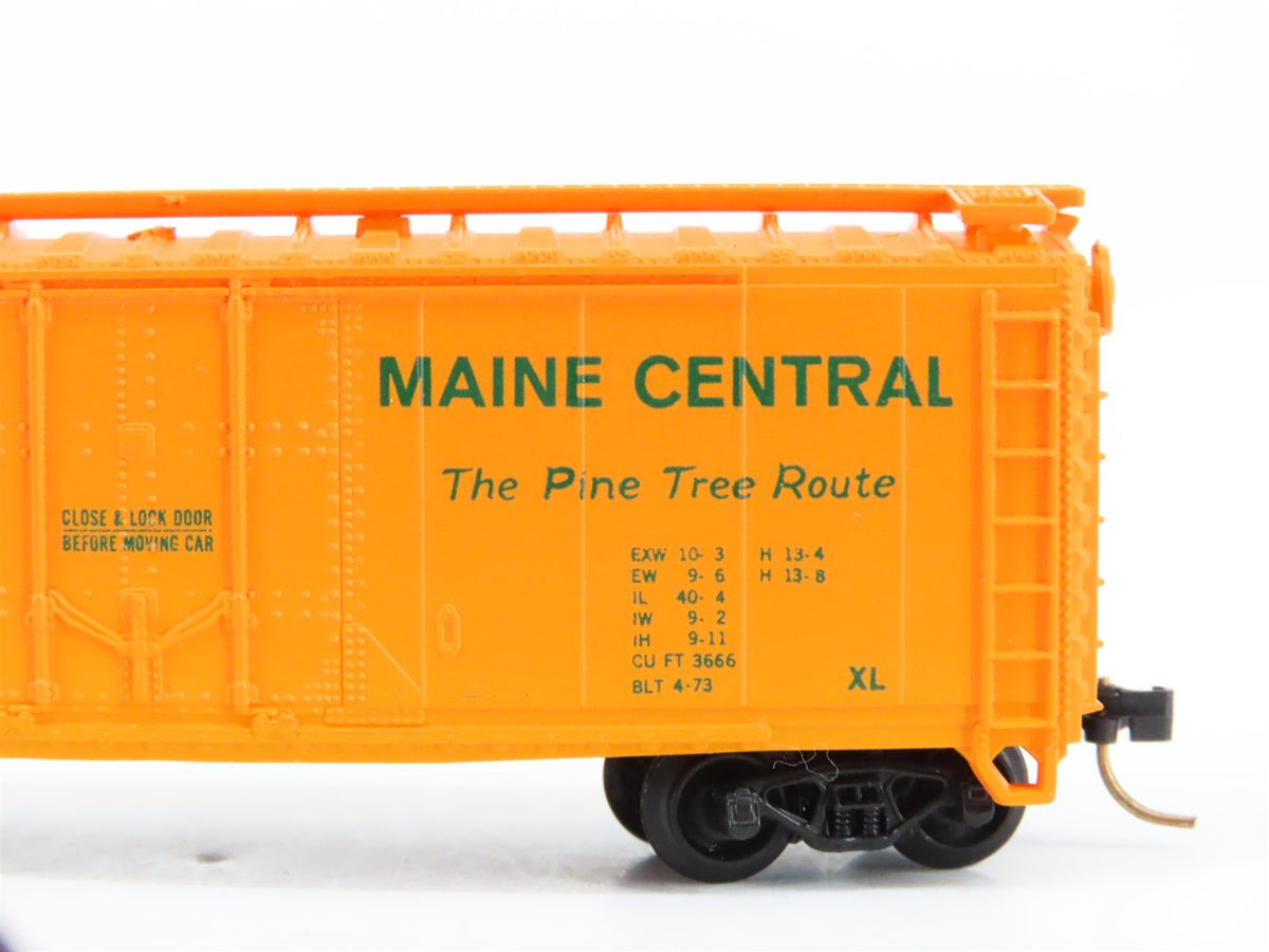 N Scale Atlas 3307 MEC &quot;Pine Tree Route&quot; 40&#39; Single Plug Door Box Car #25130