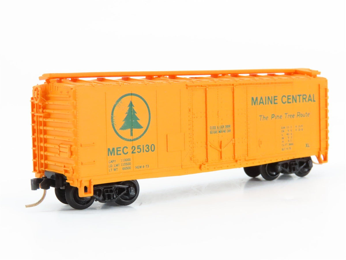 N Scale Atlas 3307 MEC &quot;Pine Tree Route&quot; 40&#39; Single Plug Door Box Car #25130