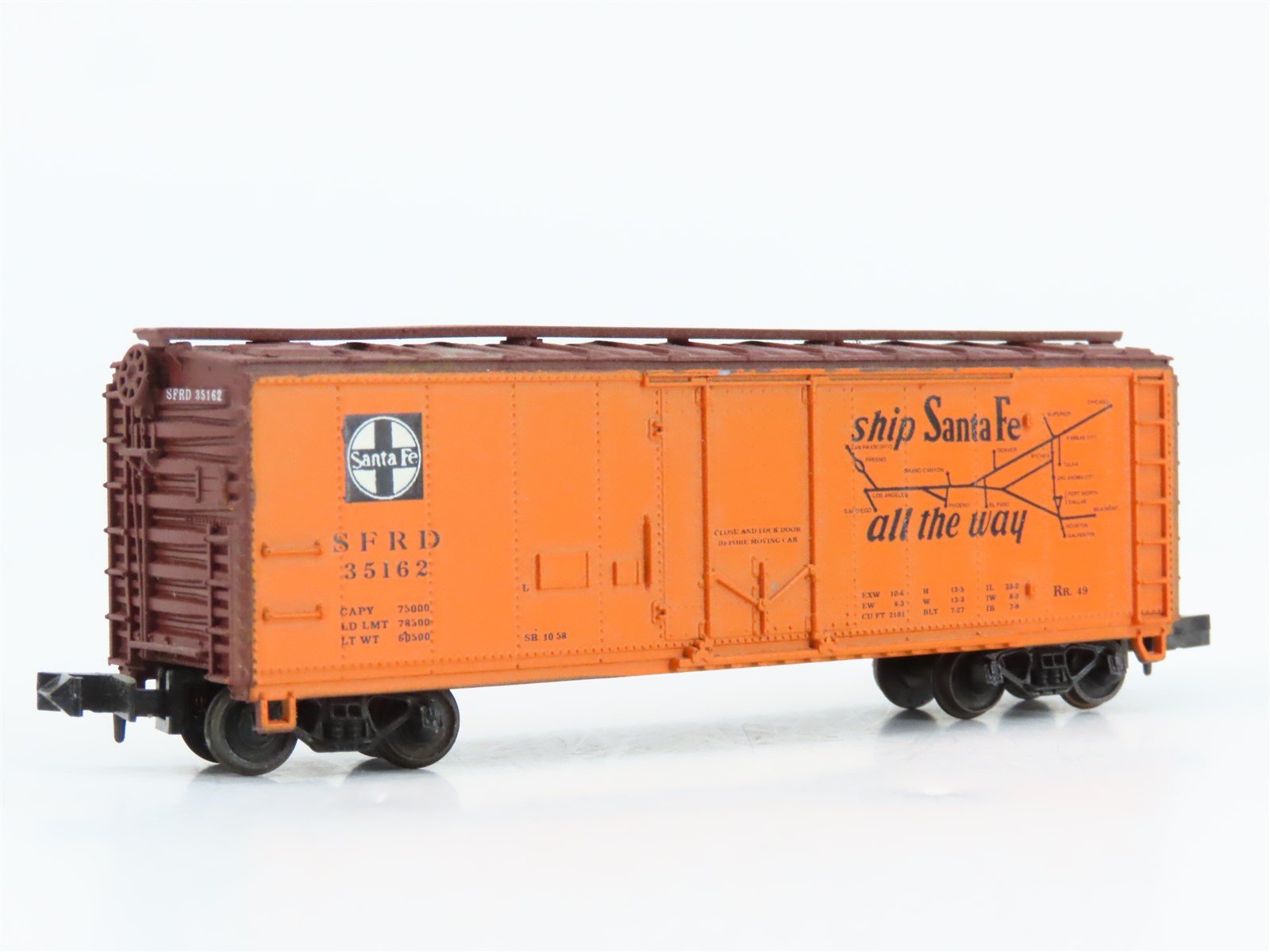 N Scale Con-Cor 001-008850 SFRD Santa Fe Scout 40' Reefer #35162