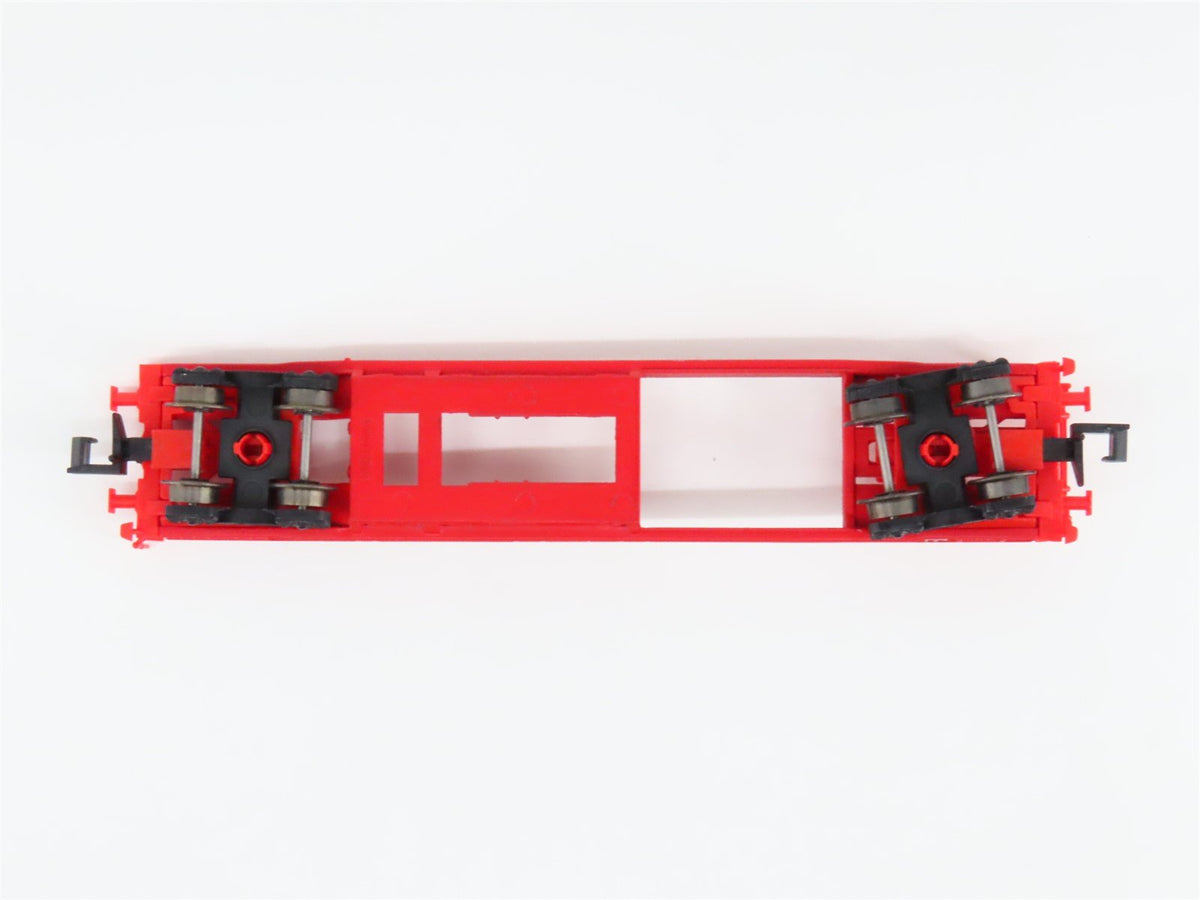 N Scale Trix 15043 DB Deutsche Bahn Flatcar 4-Pack w/Containers &amp; Trailers