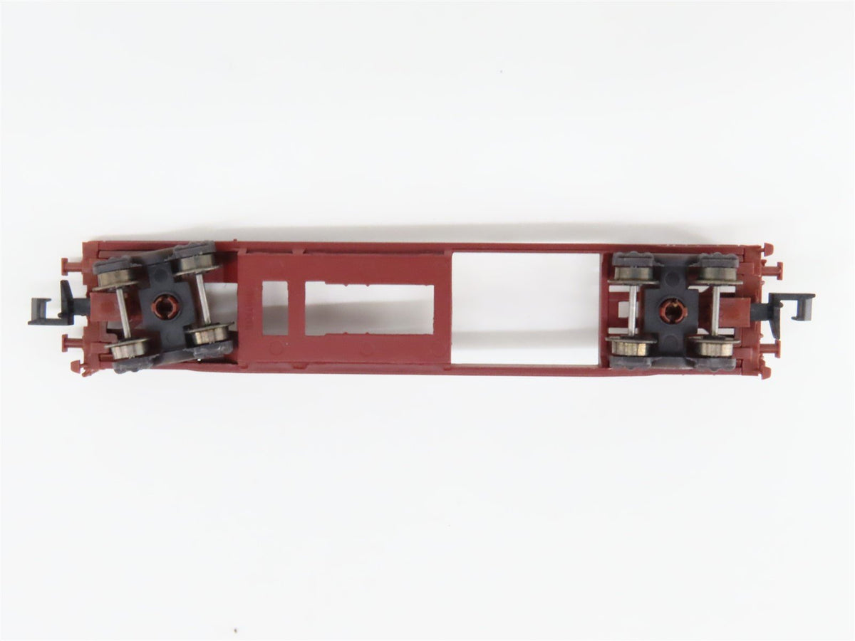 N Scale Trix 15043 DB Deutsche Bahn Flatcar 4-Pack w/Containers &amp; Trailers