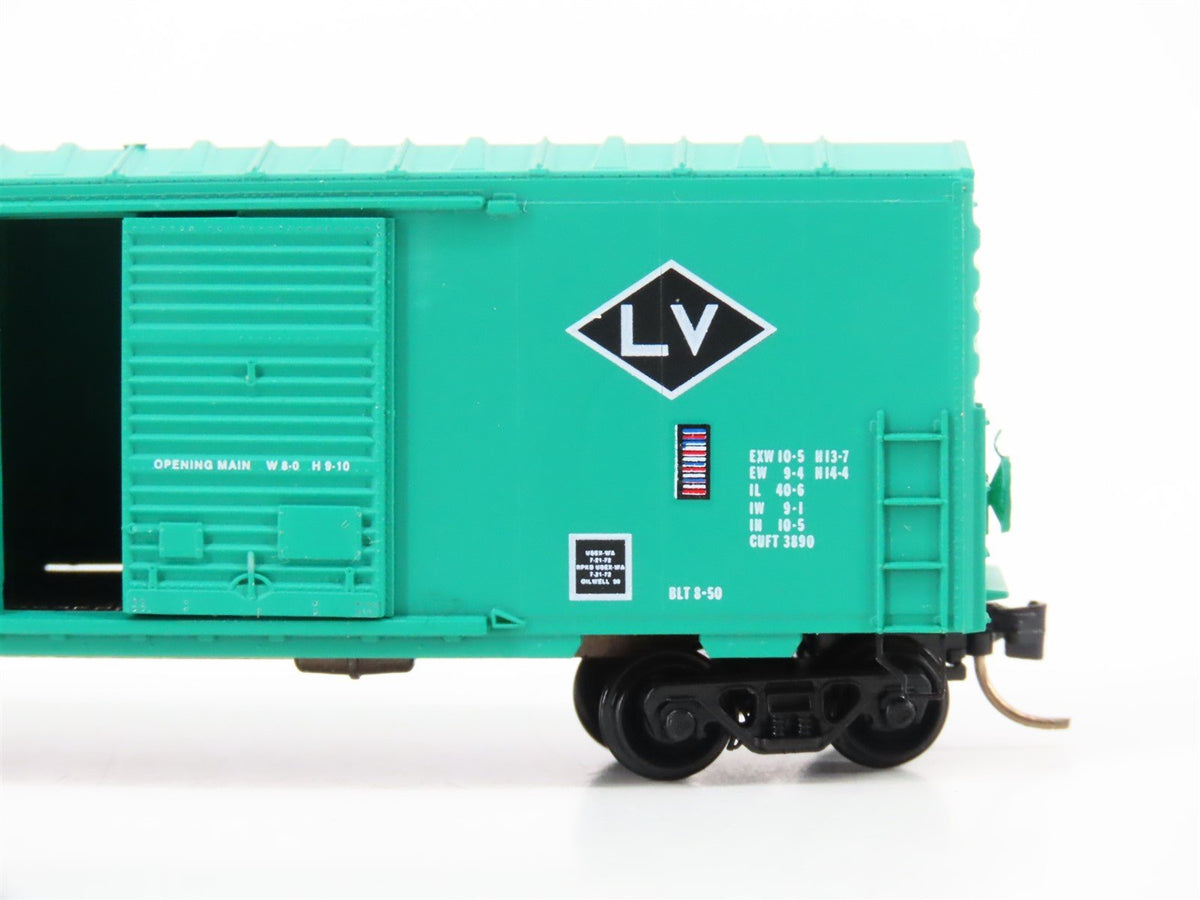 N Scale Micro-Trains MTL 24020 LV Lehigh Valley 40&#39; Standard Boxcar #66205