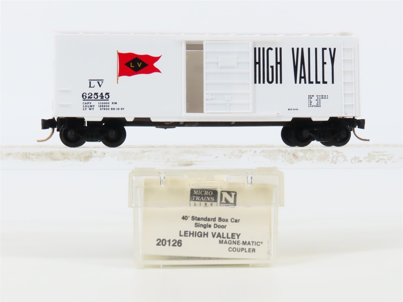 N Scale Micro-Trains MTL 20126 LV Lehigh Valley 40' Standard Boxcar #62545