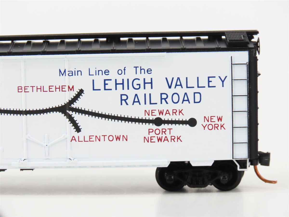 N Micro-Trains MTL NSE 11-01 LV Mainline of Lehigh Valley 40&#39; Standard Boxcar