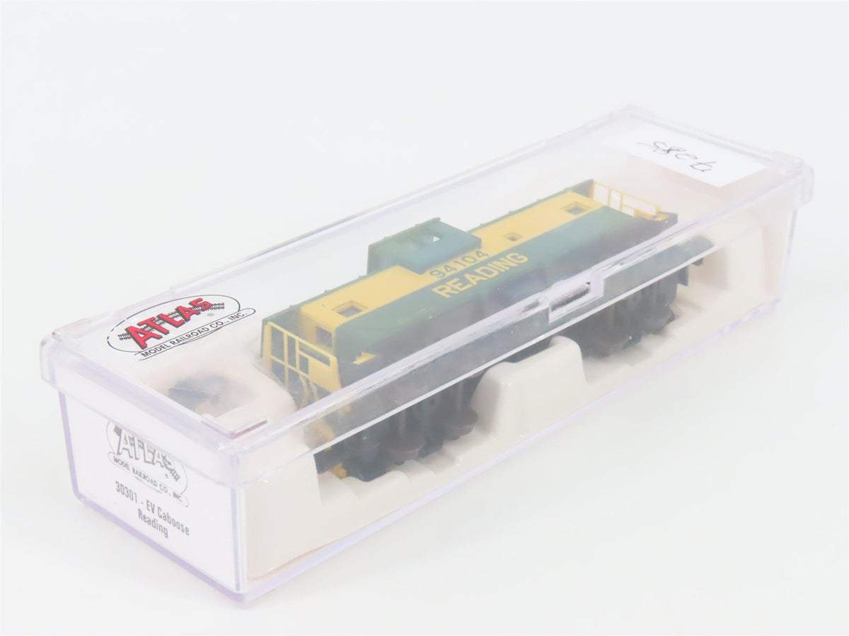N Scale Atlas 30301 RDG Reading Extended Vision Caboose #94104