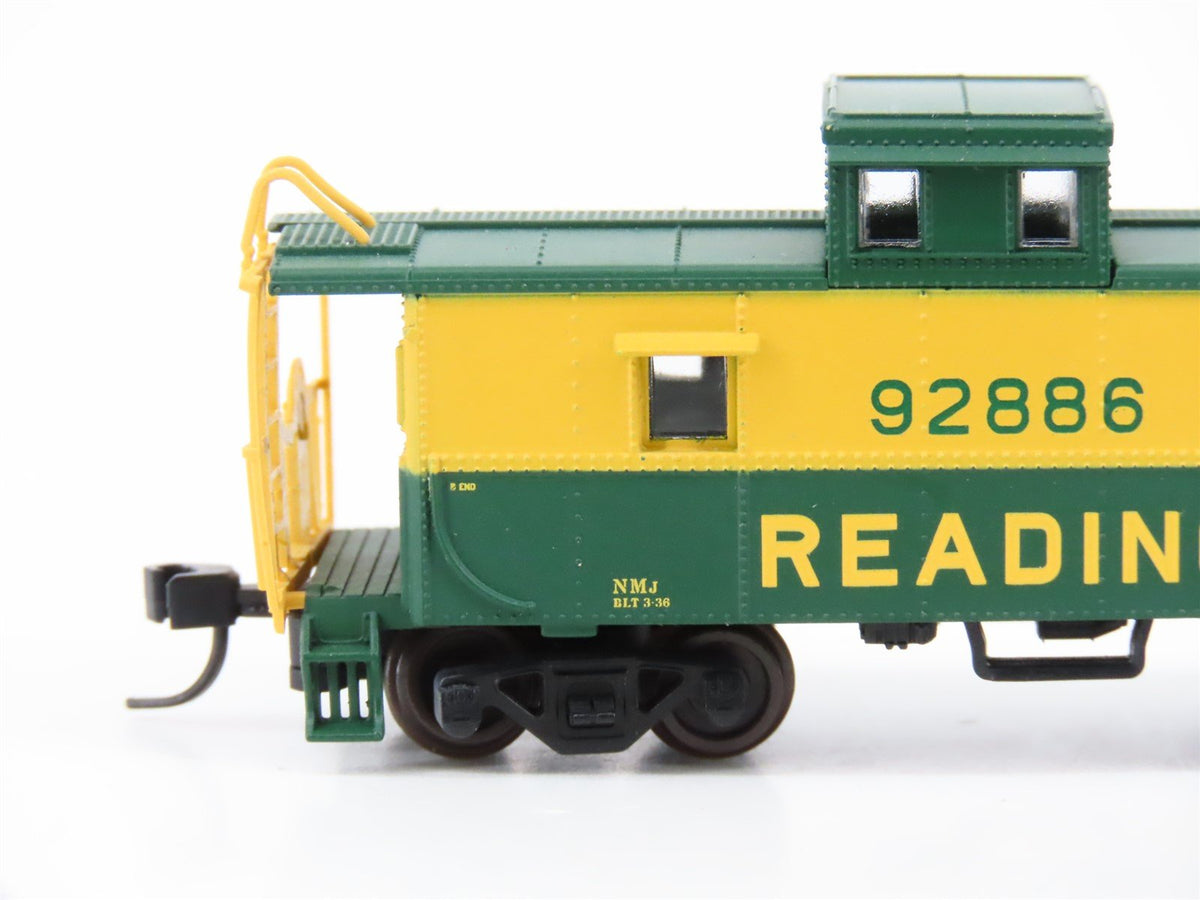N Scale Atlas Trainman 39826 RDG Reading C&amp;O Cupola Caboose #92886