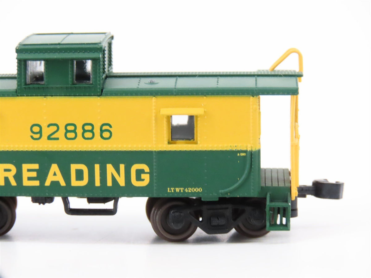 N Scale Atlas Trainman 39826 RDG Reading C&amp;O Cupola Caboose #92886