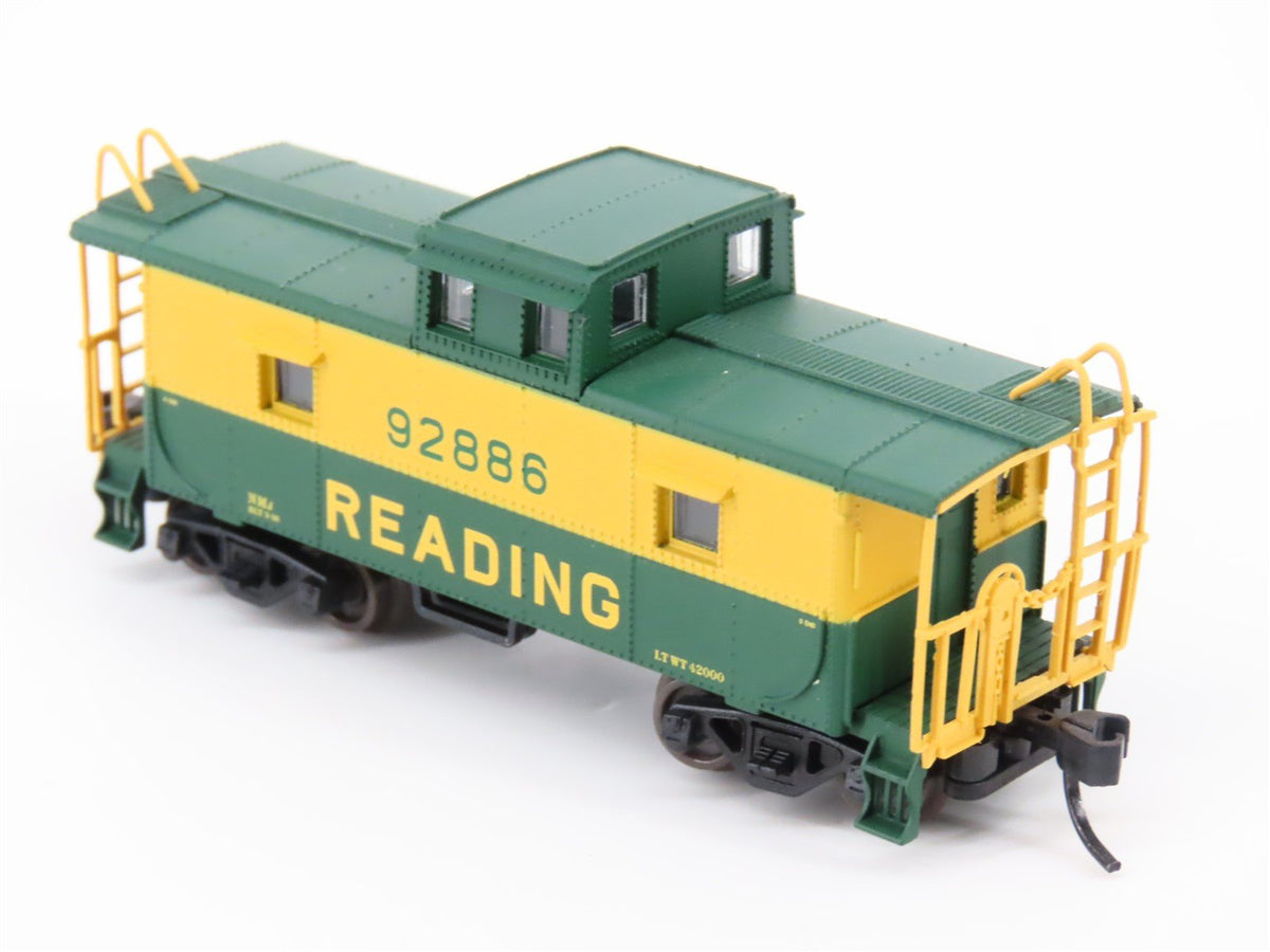 N Scale Atlas Trainman 39826 RDG Reading C&amp;O Cupola Caboose #92886
