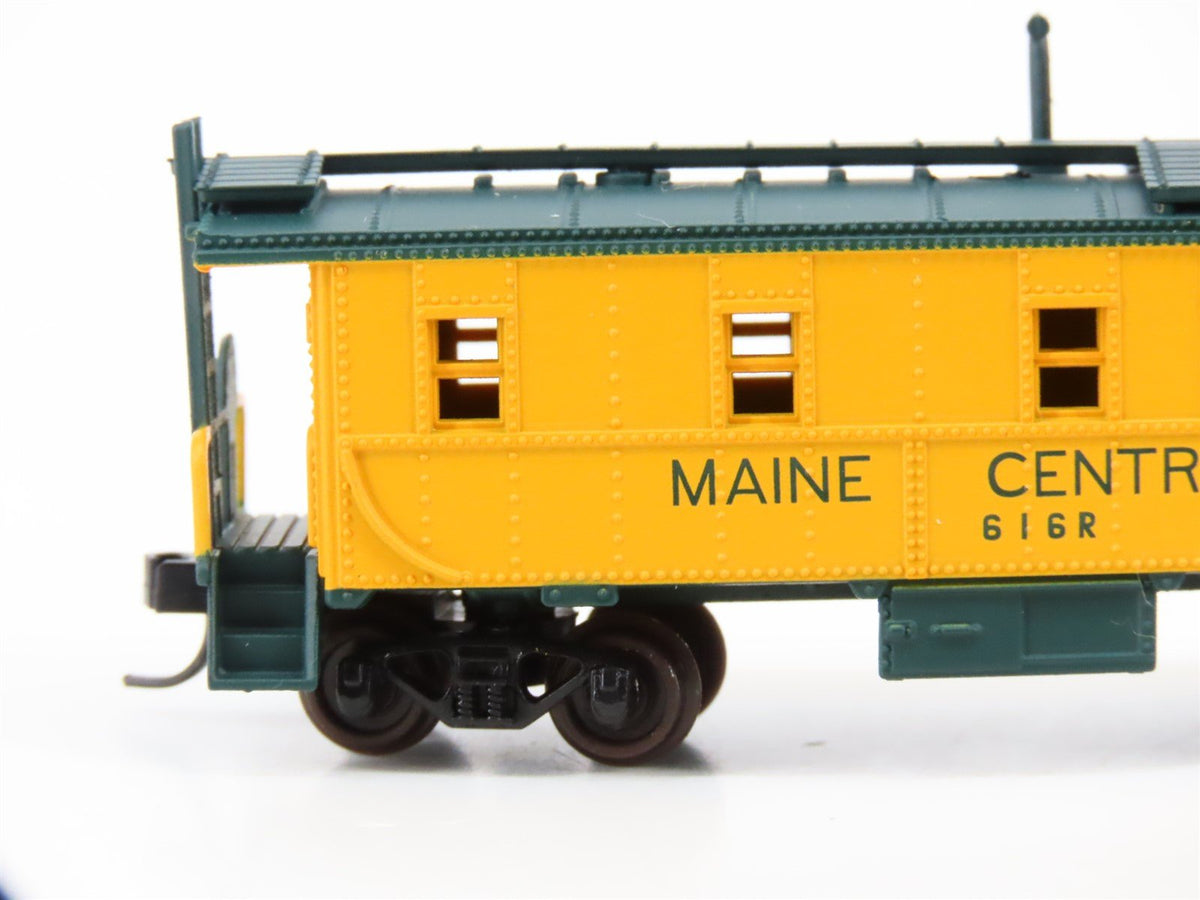 N Scale Atlas Trainman 50001390 MEC Maine Central Cupola Caboose #616R