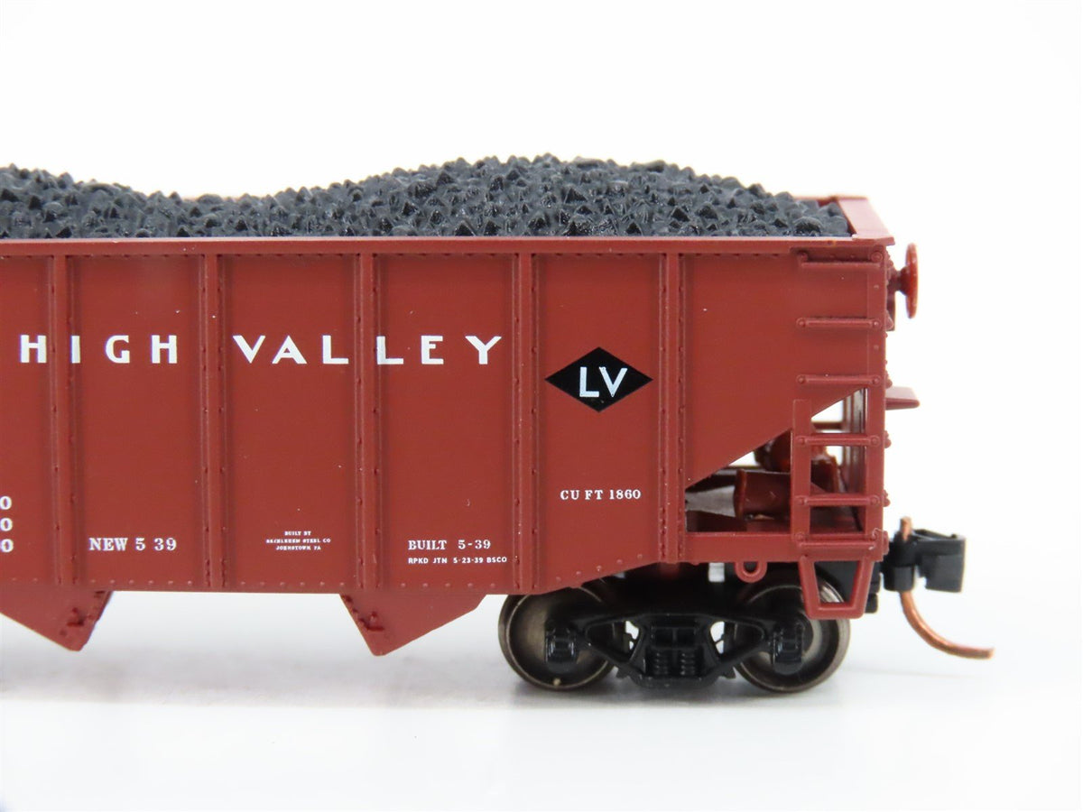 N Atlas 41171 LV Lehigh Valley 55-Ton 2-Bay Fishbelly Hopper #25000 w/Coal Load