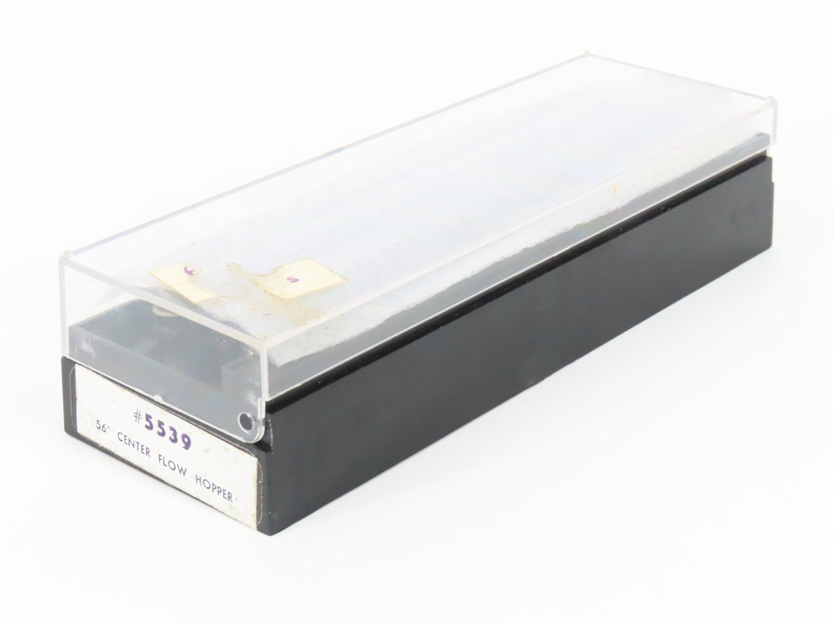 N Scale Bachmann 5539 RDG Reading 4-Bay Covered Hopper #307523