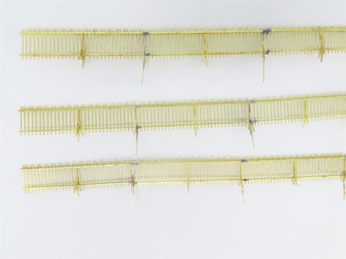 HO Scale Rail Works/Woosung BRASS PRR Undecorated 300&#39; Inter-Track Fence &amp; Gate
