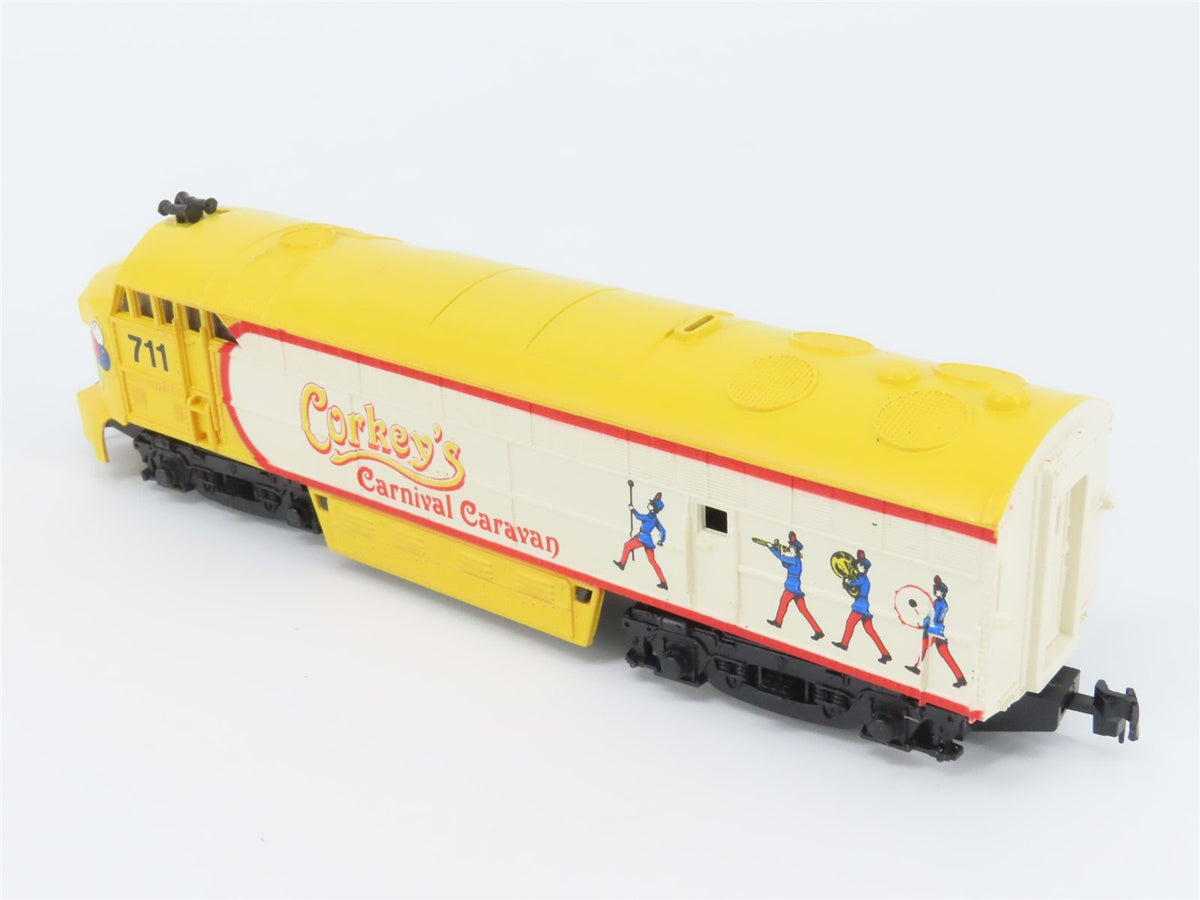 HO Scale IHC/MEHANO Corkey&#39;s Carnival Caravan C-Liner Diesel Freight Train Set