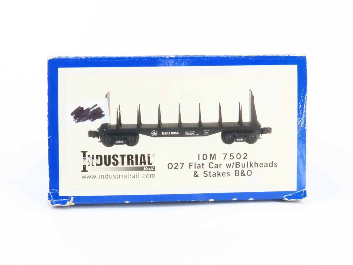 O Gauge 3-Rail Industrial Rail IDM 7502 B&amp;O Bulkhead Flat Car #8975 w/ Stakes