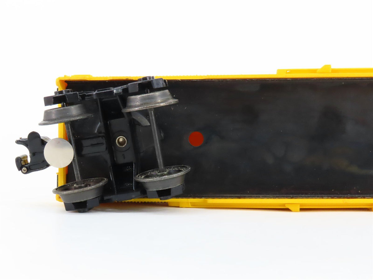 O Gauge 3-Rail Lionel 6-9740 MEC C&amp;O Chessie System Single Door Box Car #9740