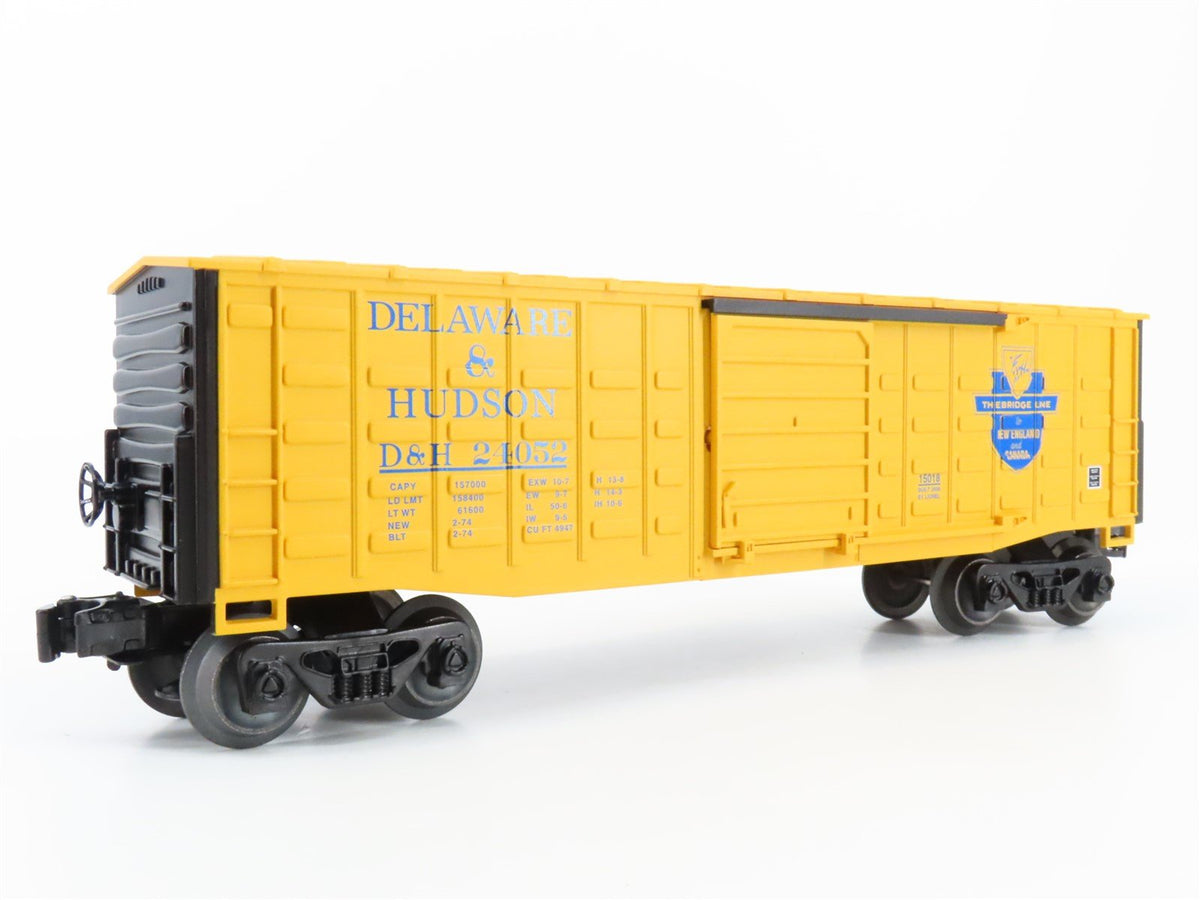 O Gauge 3-Rail Lionel 6-15018 D&amp;H Delaware &amp; Hudson Waffle Side Boxcar #24052