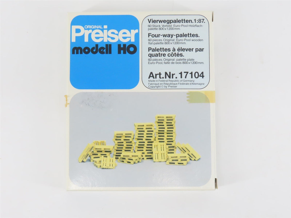 LOT of 4 HO Scale Preiser Four-Way Palettes/Cargo/Office Equipment Packs