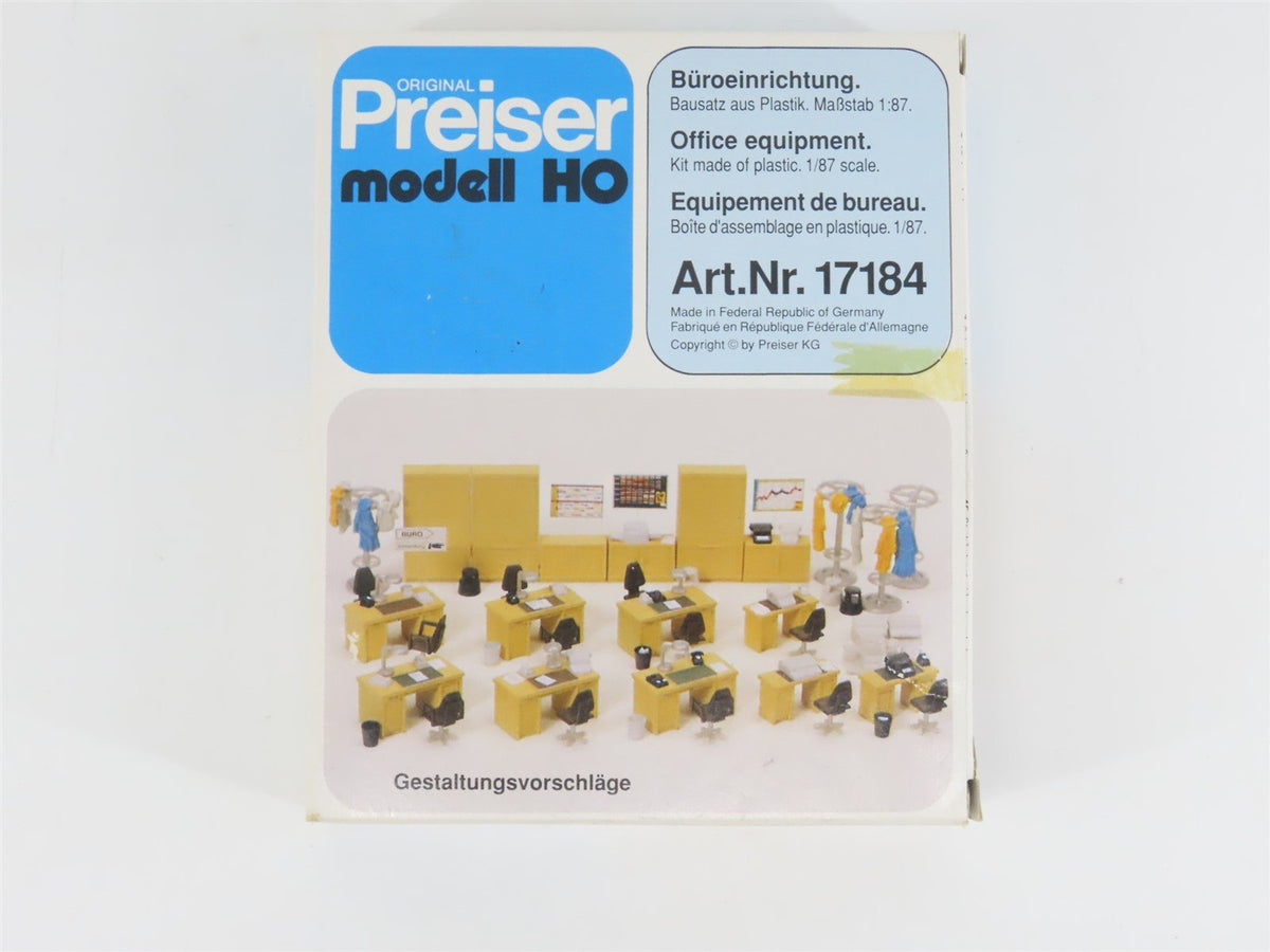 LOT of 4 HO Scale Preiser Four-Way Palettes/Cargo/Office Equipment Packs