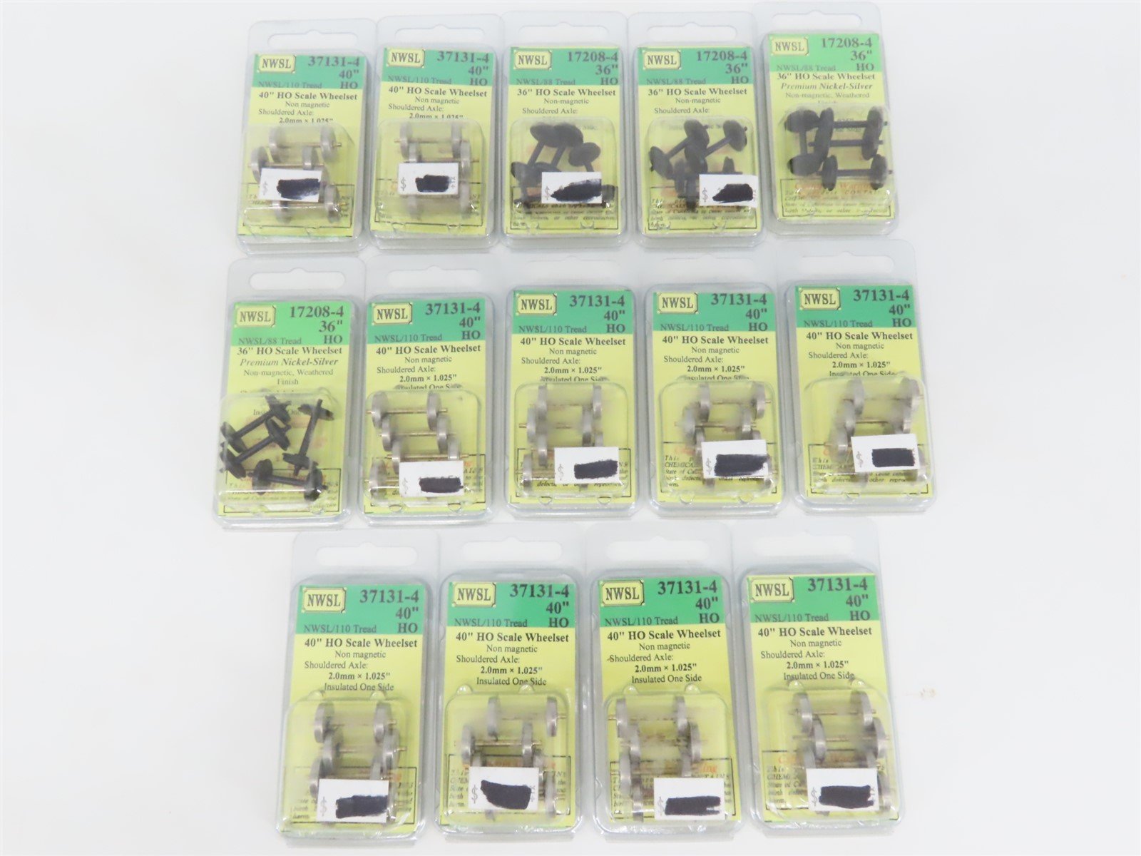 LOT of 14 HO Scale NWSL 40" & 36" Metal & Plastic Wheelsets