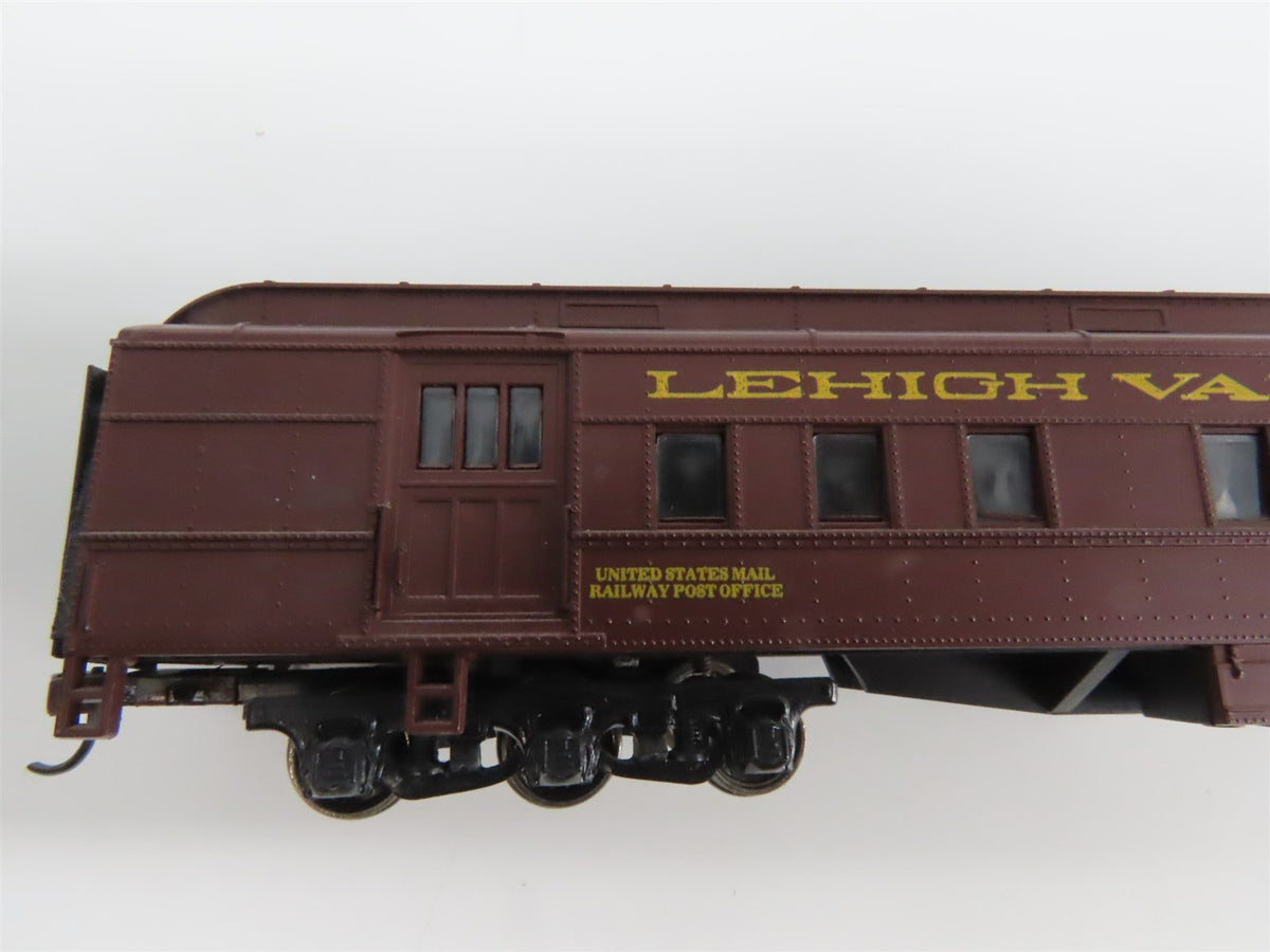 LOT of 7 HO Scale Athearn LV Lehigh Valley Baggage/Obs/Coach Passenger Cars