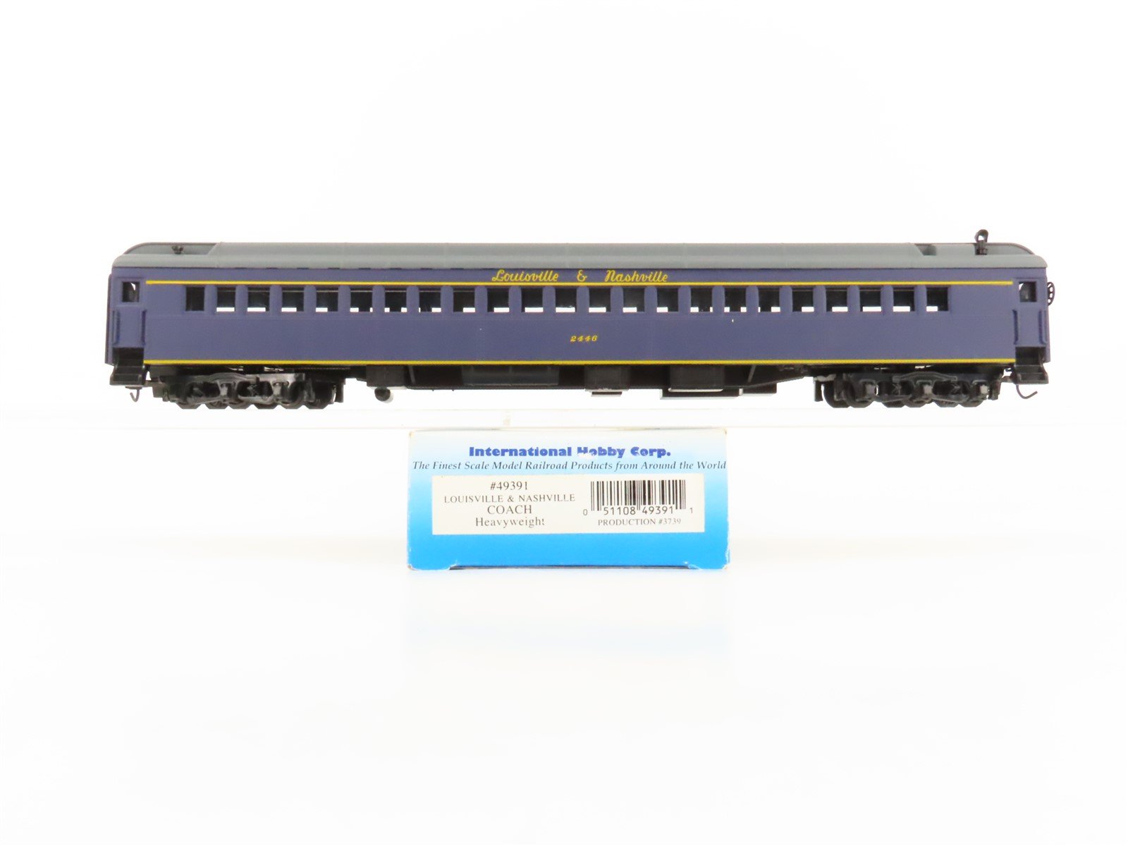 HO IHC Premier Series 49391 L&N Louisville & Nashville HW Coach Passenger #2446