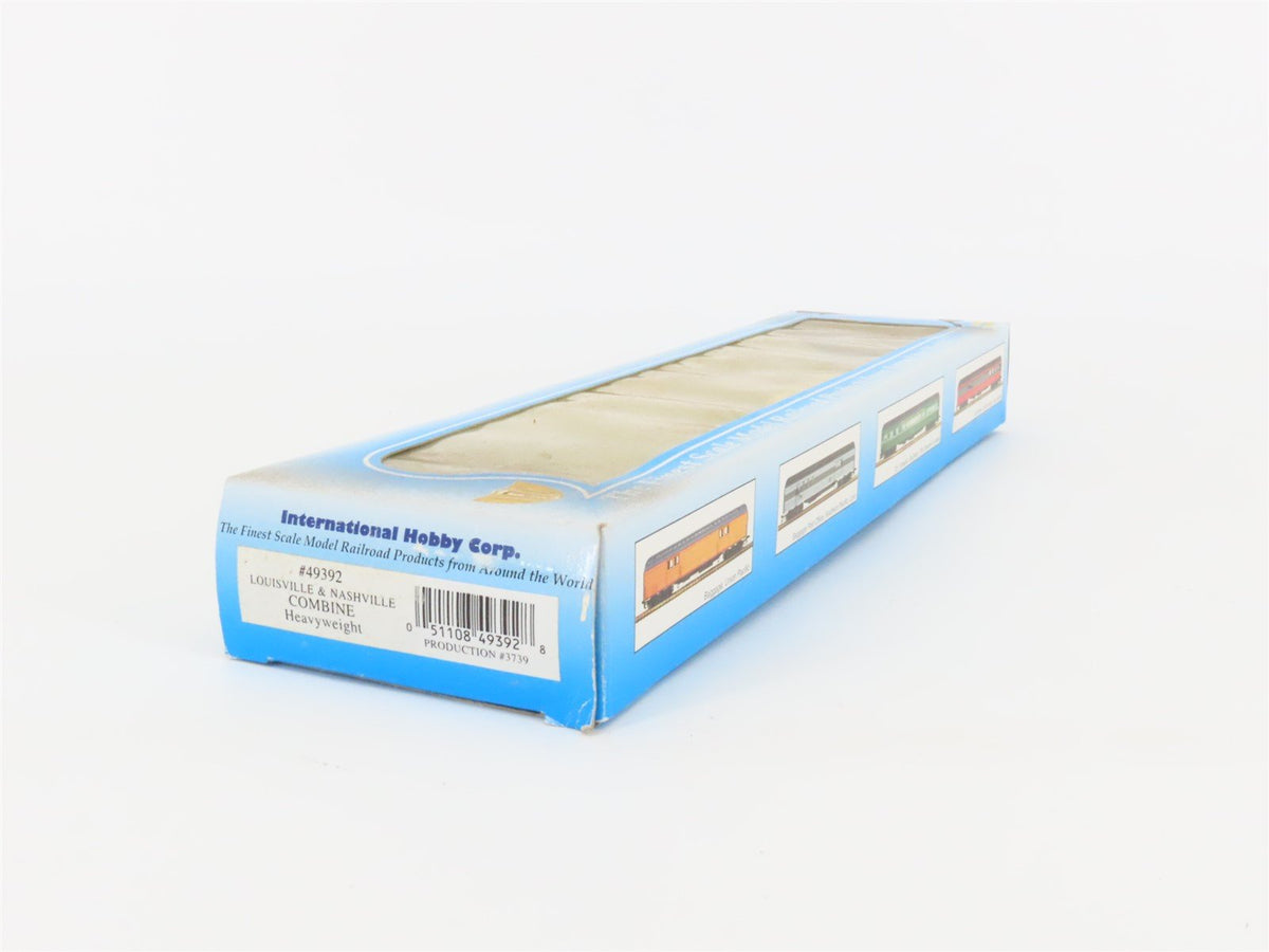 HO Scale IHC Premier Series 49392 L&amp;N HW Combine Passenger &quot;Crescent City&quot;