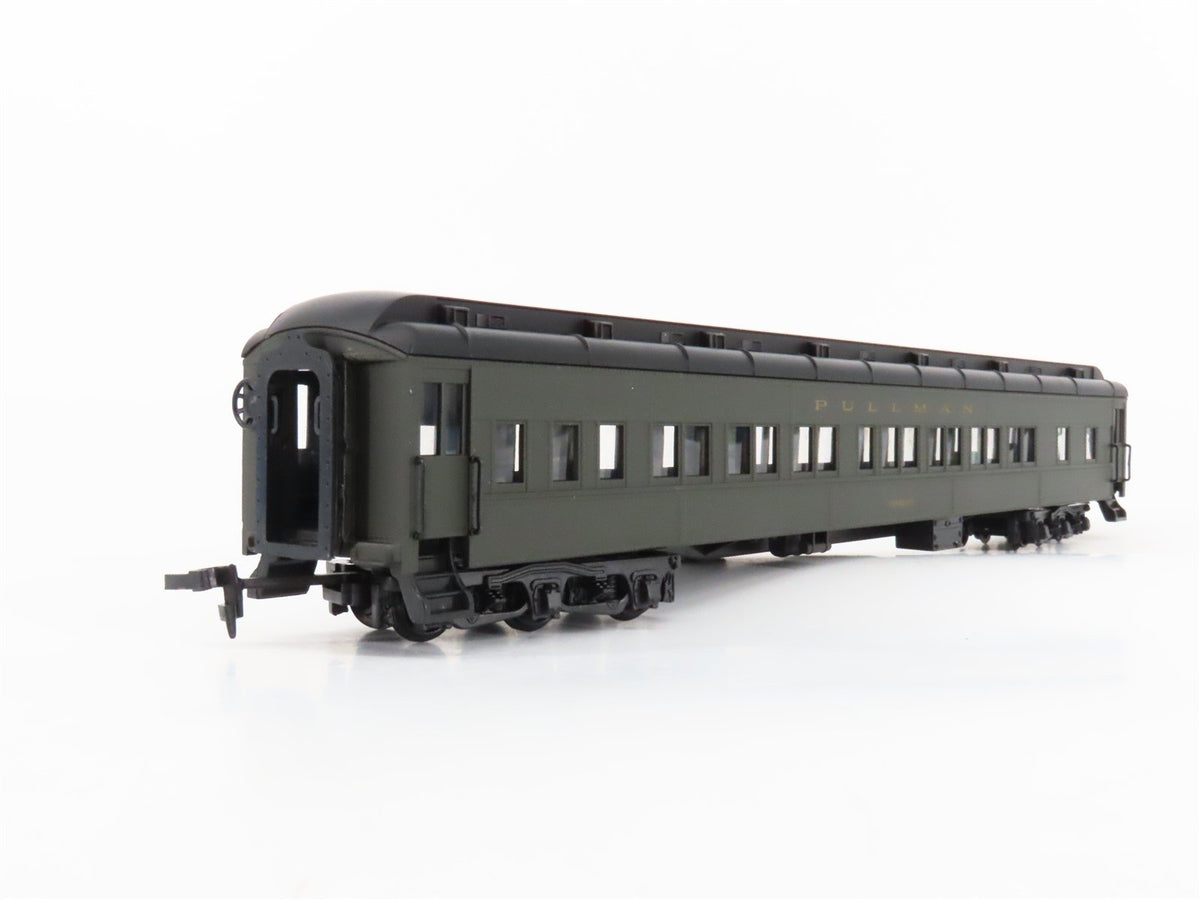 HO IHC Premier/Presidential Series 49739 8-1-2 Secret Service Sleeper Passenger
