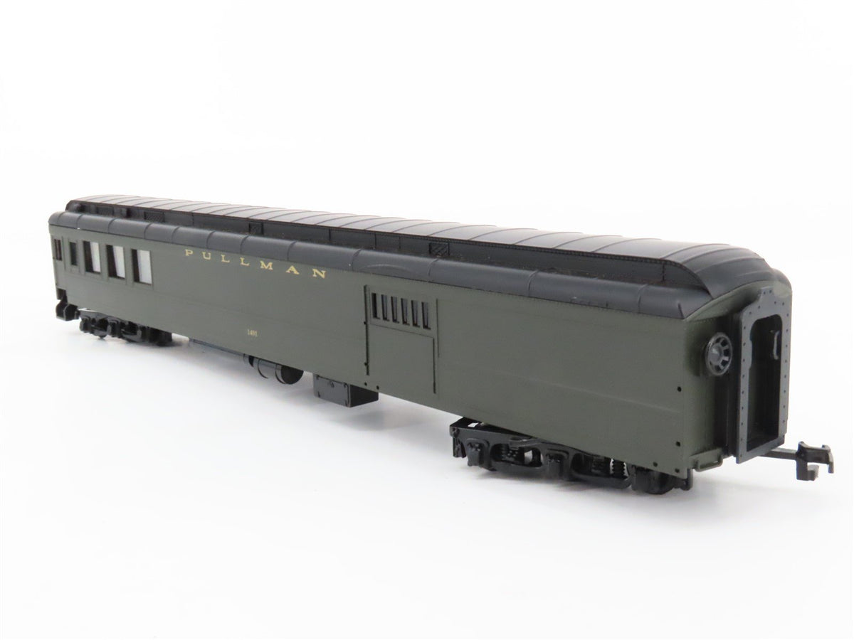 HO IHC Premier/Presidential Series 49737 Combine Communications Passenger #1401