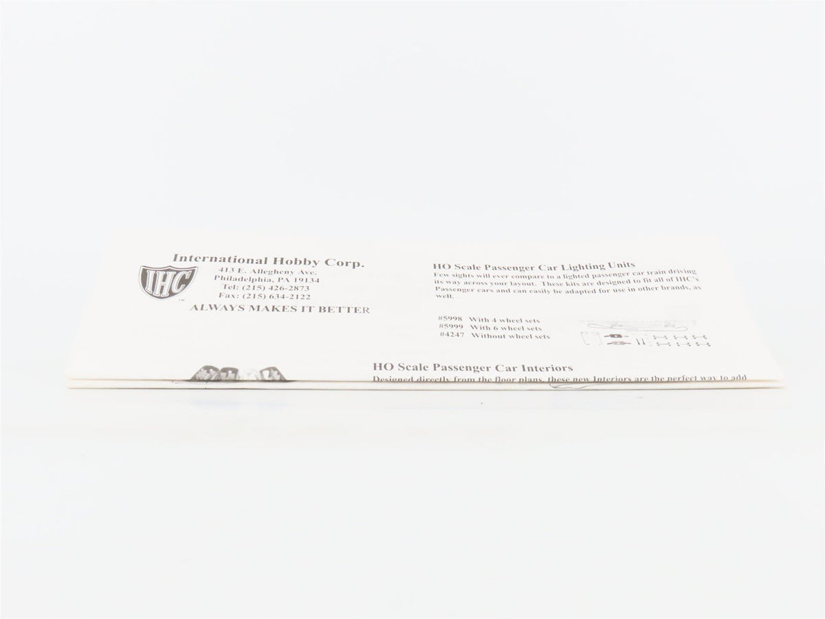HO IHC Premier/Presidential Series 49737 Combine Communications Passenger #1401