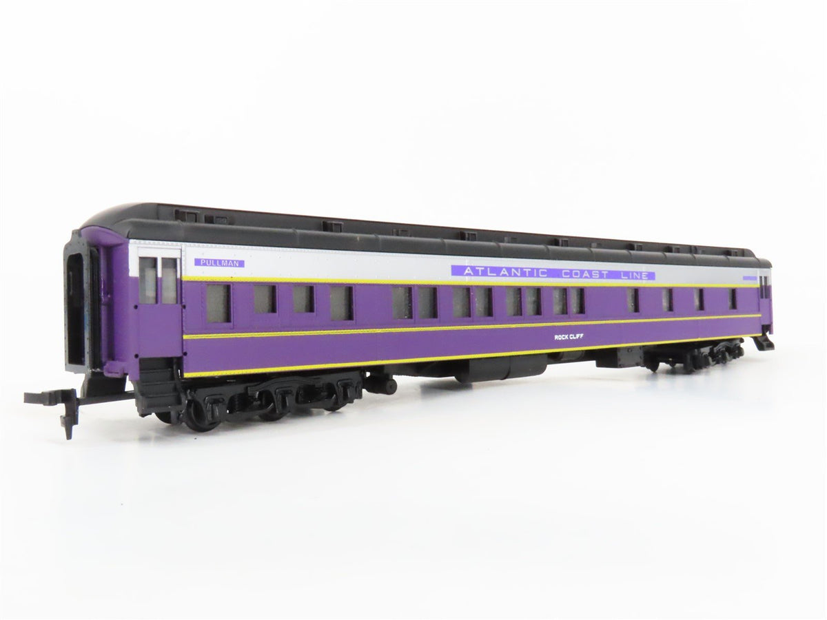 HO Scale IHC Premier Series 49006 ACL HW 8-1-2 Sleeper Passenger &quot;Rock Cliff&quot;