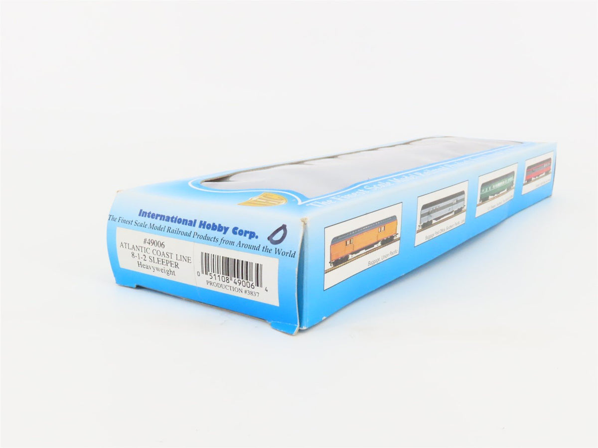 HO Scale IHC Premier Series 49006 ACL HW 8-1-2 Sleeper Passenger &quot;Rock Cliff&quot;