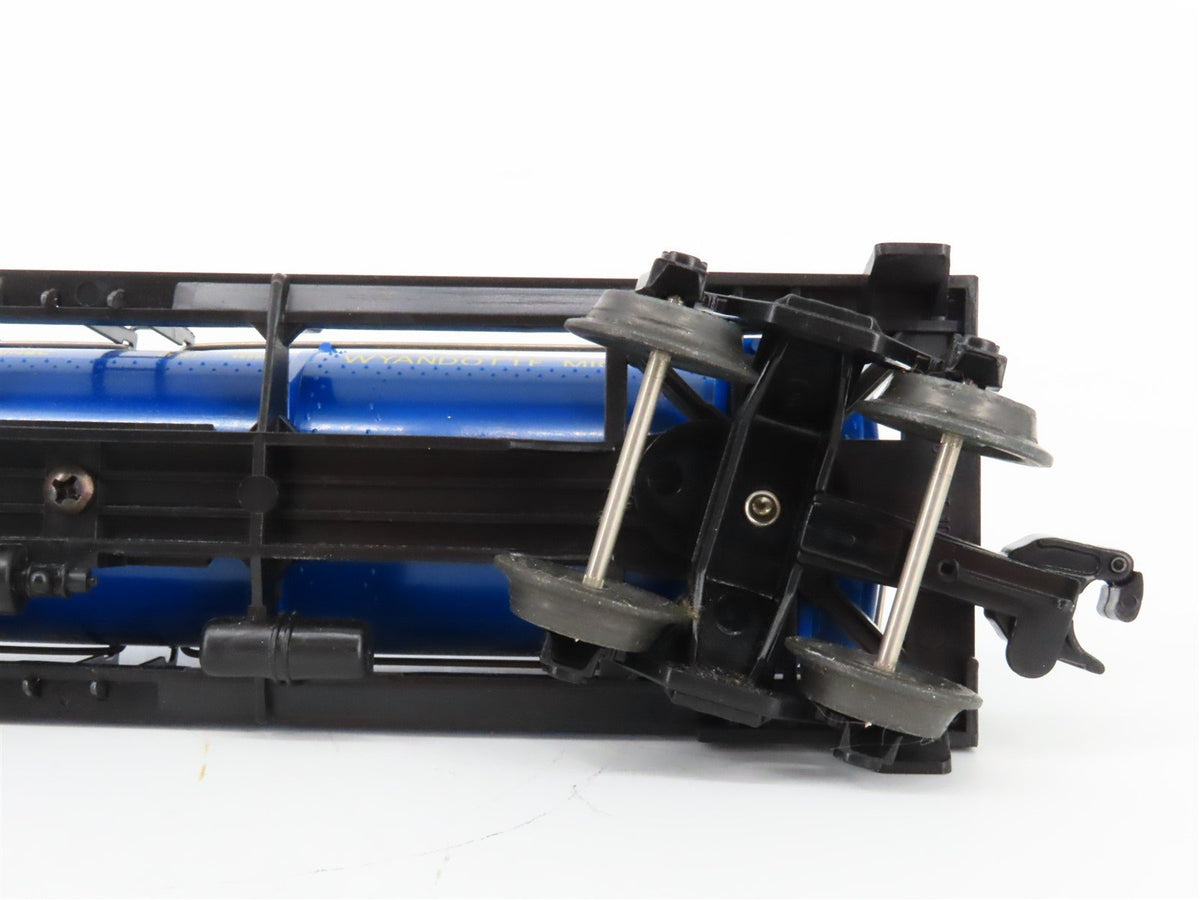 O Gauge 3-Rail Lionel 6-16124 PRR Pennylvania Salt 3-Dome Tank Car #16124