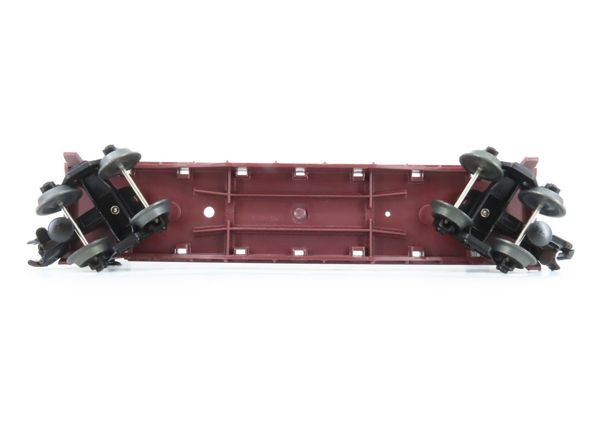 O Gauge 3-Rail Lionel 6-16393 WC Wisconsin Central Flatcar with Bulkheads 16393