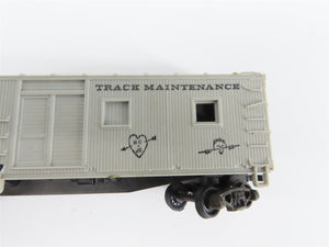 Lot of 11 HO Scale Marx & Gilbert DSSA/NH/C&O/WM/NYC Gondola, Tank & Boxcars