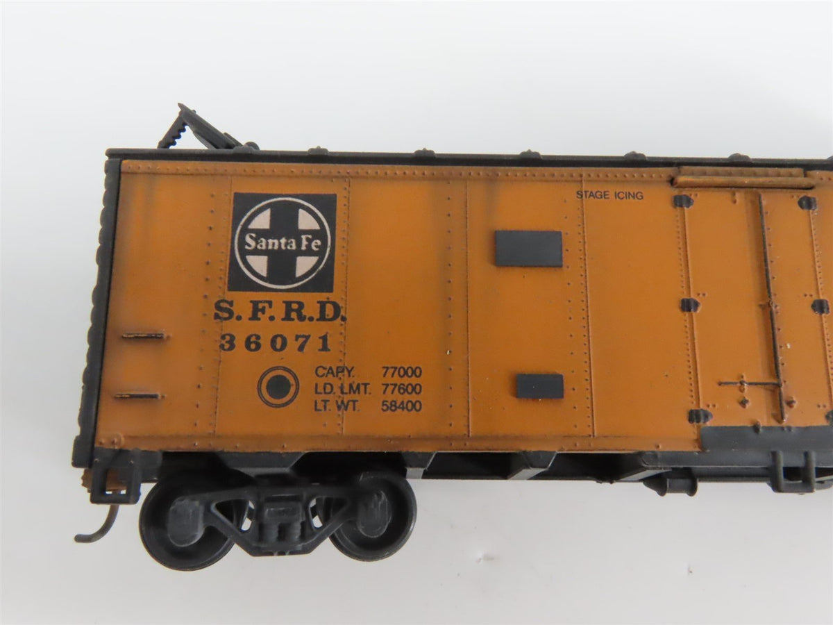 Lot of 6 HO SFRD Santa Fe &quot;Chief&quot;, &quot;Grand Canyon&quot;, &quot;Map&quot; Reefer Cars WEATHERED
