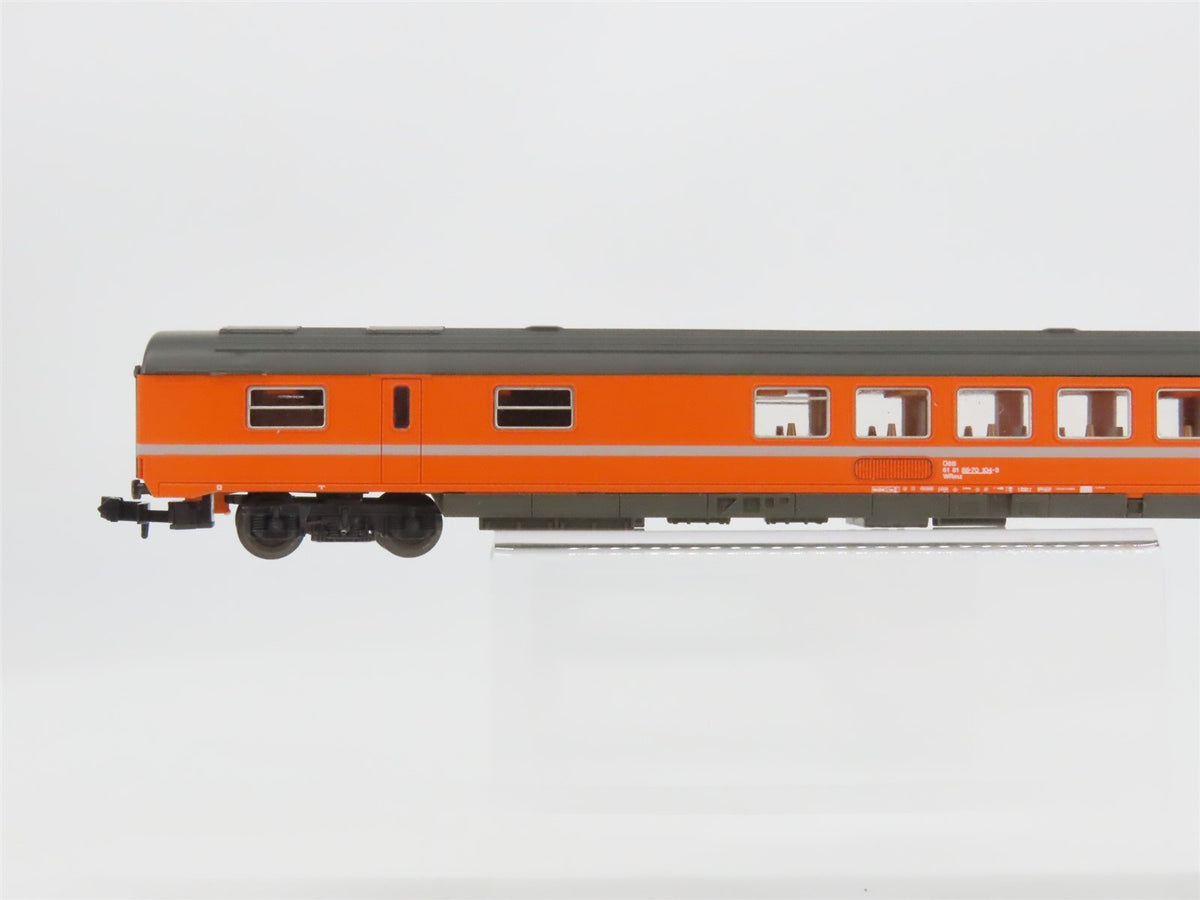N Scale Roco OBB Diner Passenger #88-70104