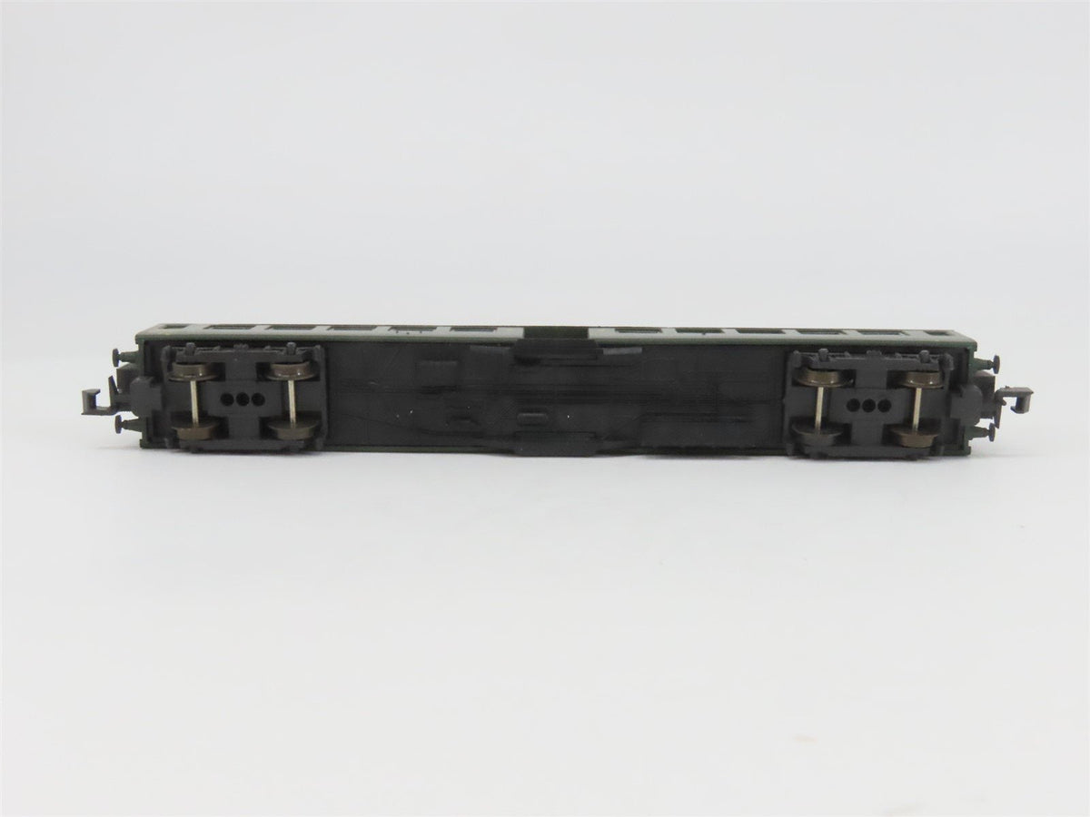 N Scale Roco 02273A SNCF Railway 2nd Class Coach Passenger #20-47852