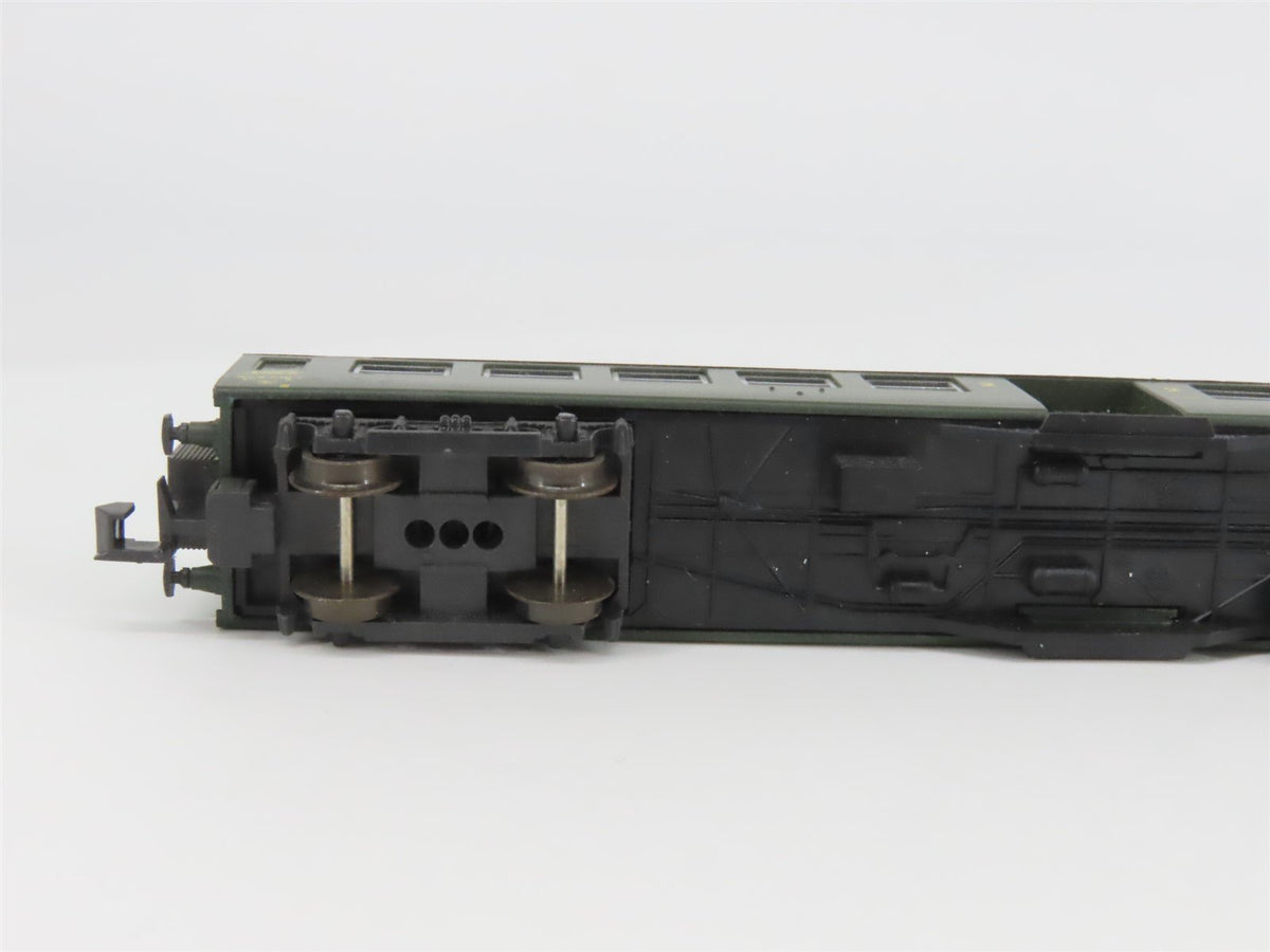 N Scale Roco 02273A SNCF Railway 2nd Class Coach Passenger #20-47852