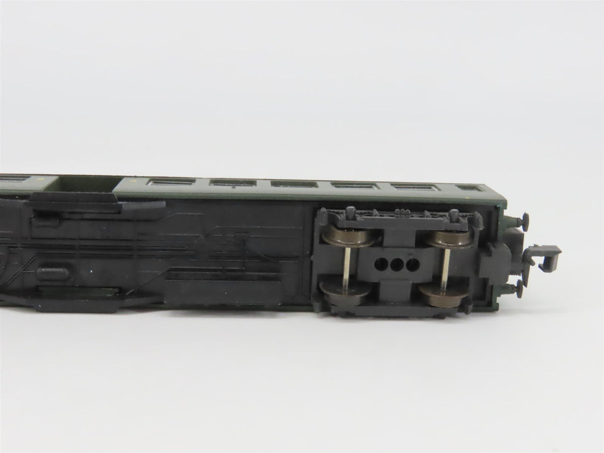 N Scale Roco 02273A SNCF Railway 2nd Class Coach Passenger #20-47852