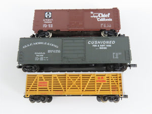 LOT of 12 N Model Power/AHM/Arnold MILW/ATSF/CBQ Caboose, Hopper, & Boxcars