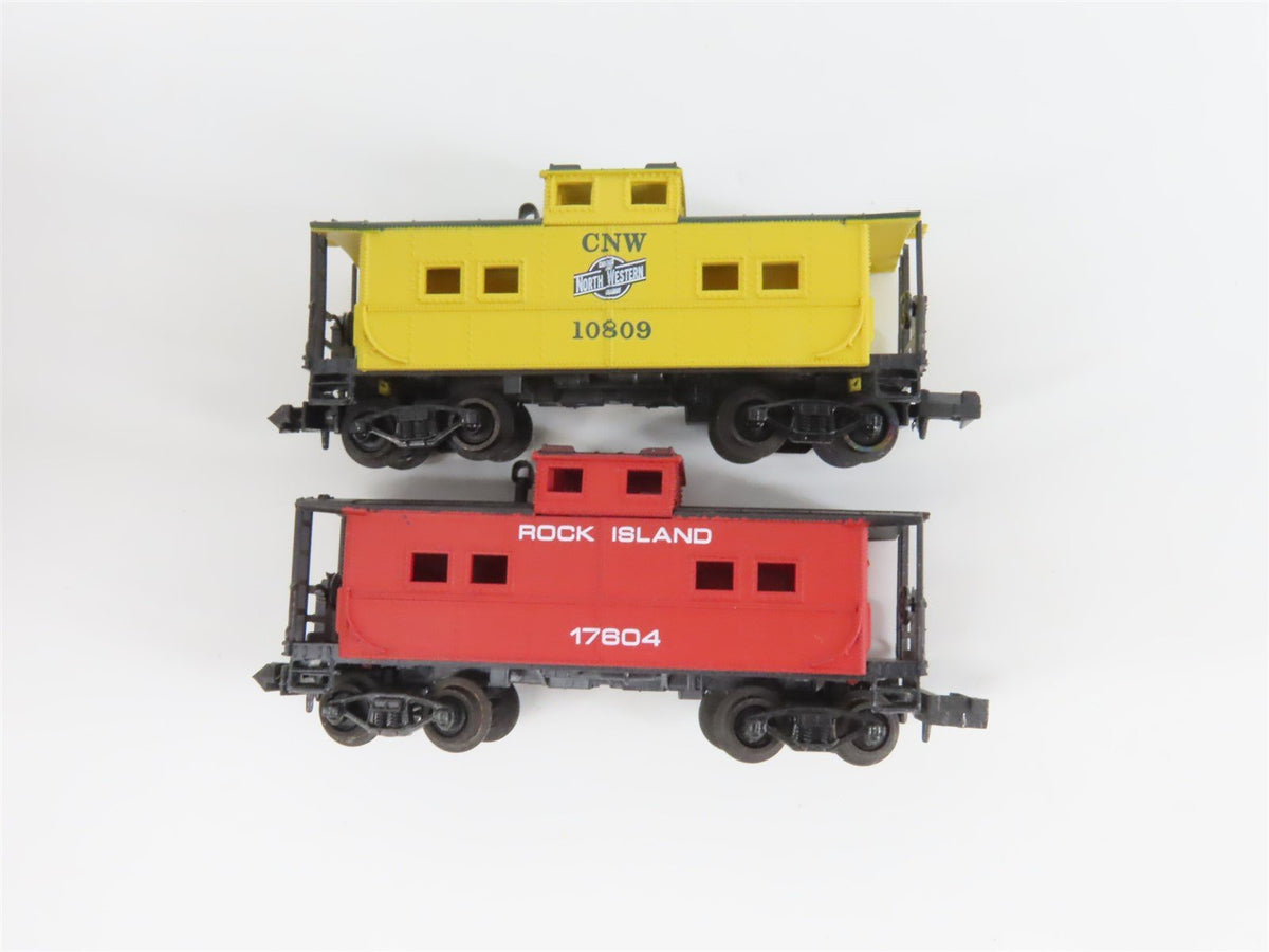 LOT of 12 N Model Power/AHM/Arnold MILW/ATSF/CBQ Caboose, Hopper, &amp; Boxcars