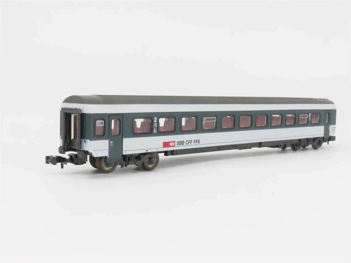 N Scale Roco 24275 SBB CFF FFS Swiss Federal Railways 2nd Class Coach Passenger