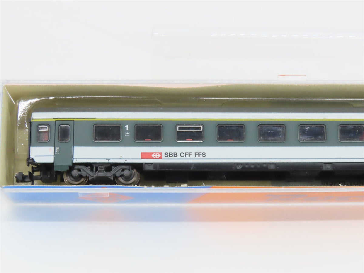 N Scale Roco 24277 SBB CFF FFS Swiss Federal Railways 1st Class Coach Passenger