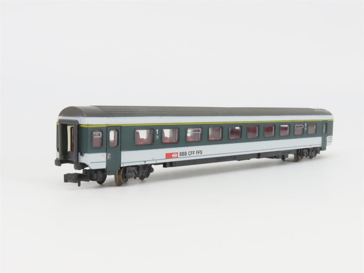 N Scale Roco 24277 SBB CFF FFS Swiss Federal Railways 1st Class Coach Passenger