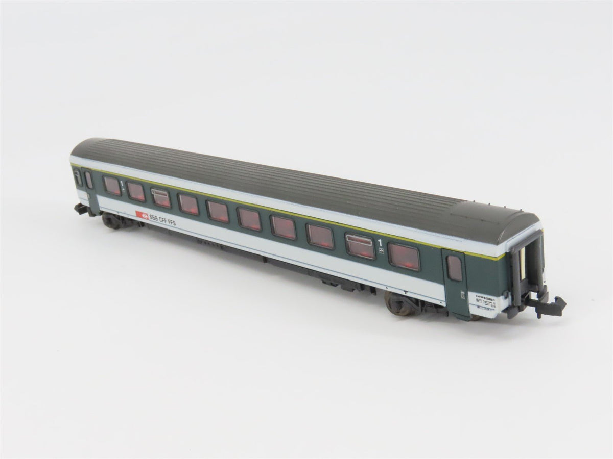N Scale Roco 24277 SBB CFF FFS Swiss Federal Railways 1st Class Coach Passenger