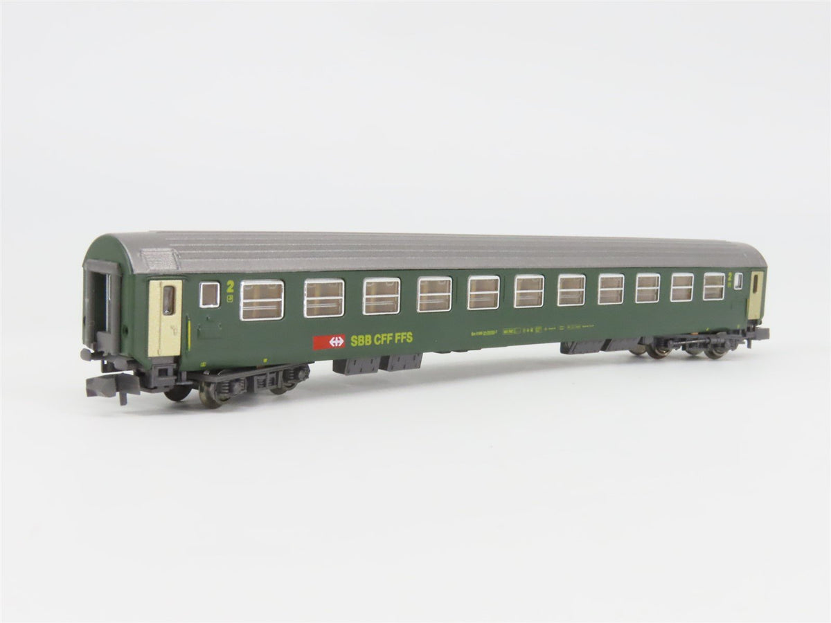 N Scale Hobbytrain 20003 SBB CFF FFS 2nd Class Coach Passenger #21-70132
