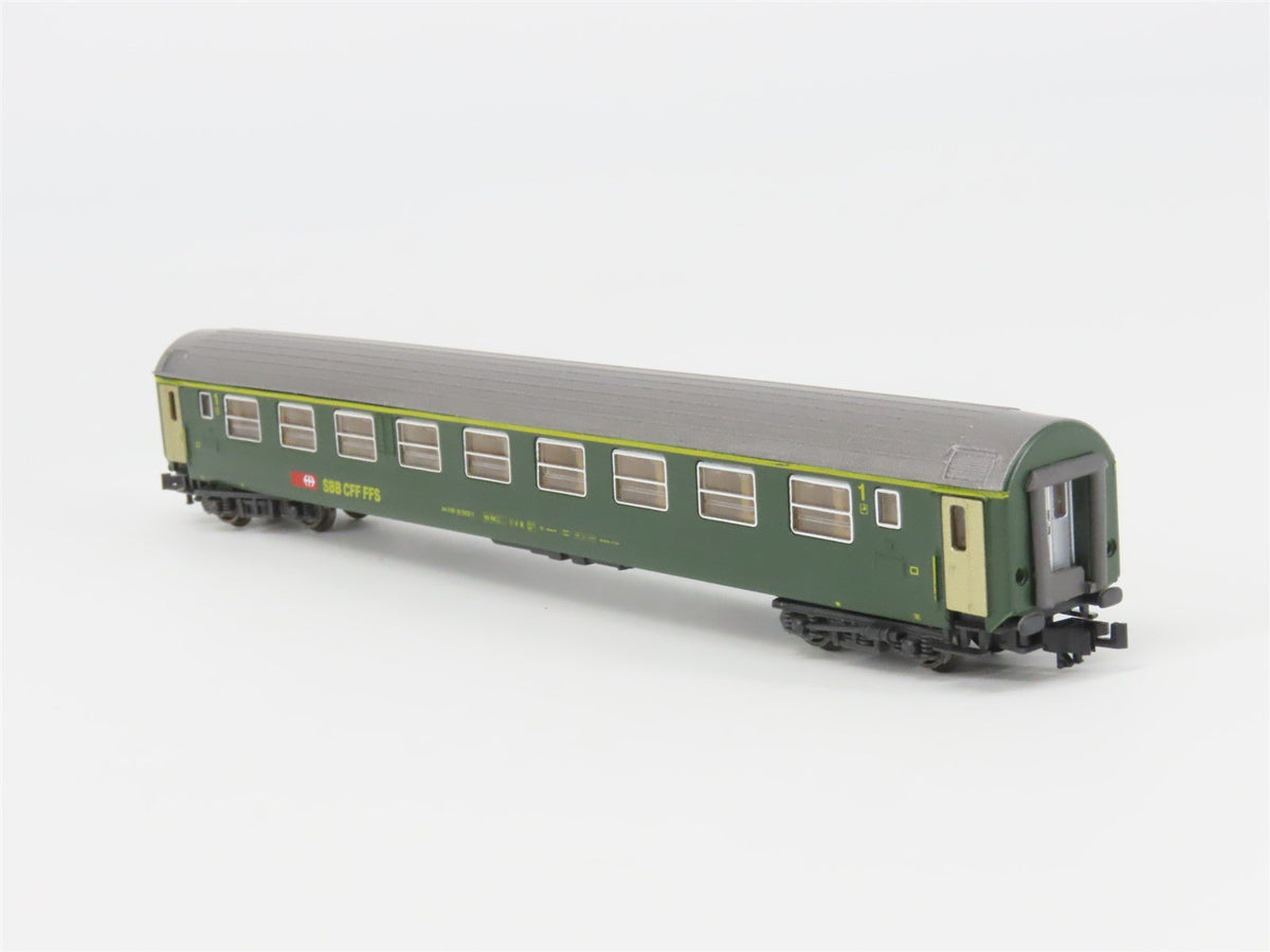 N Scale Hobbytrain 20001 SBB CFF FFS 1st Class Coach Passenger #19-70032