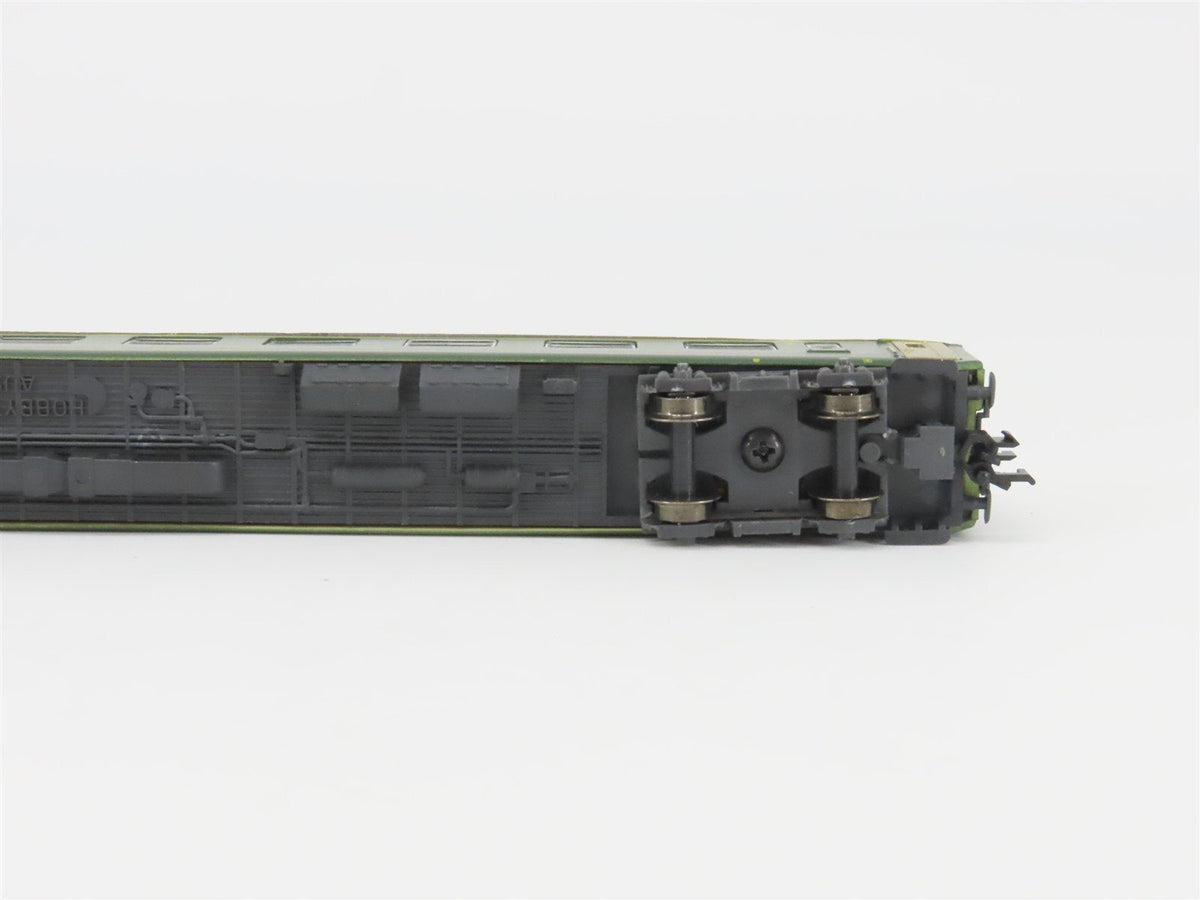 N Scale Hobbytrain 20001 SBB CFF FFS 1st Class Coach Passenger #19-70032